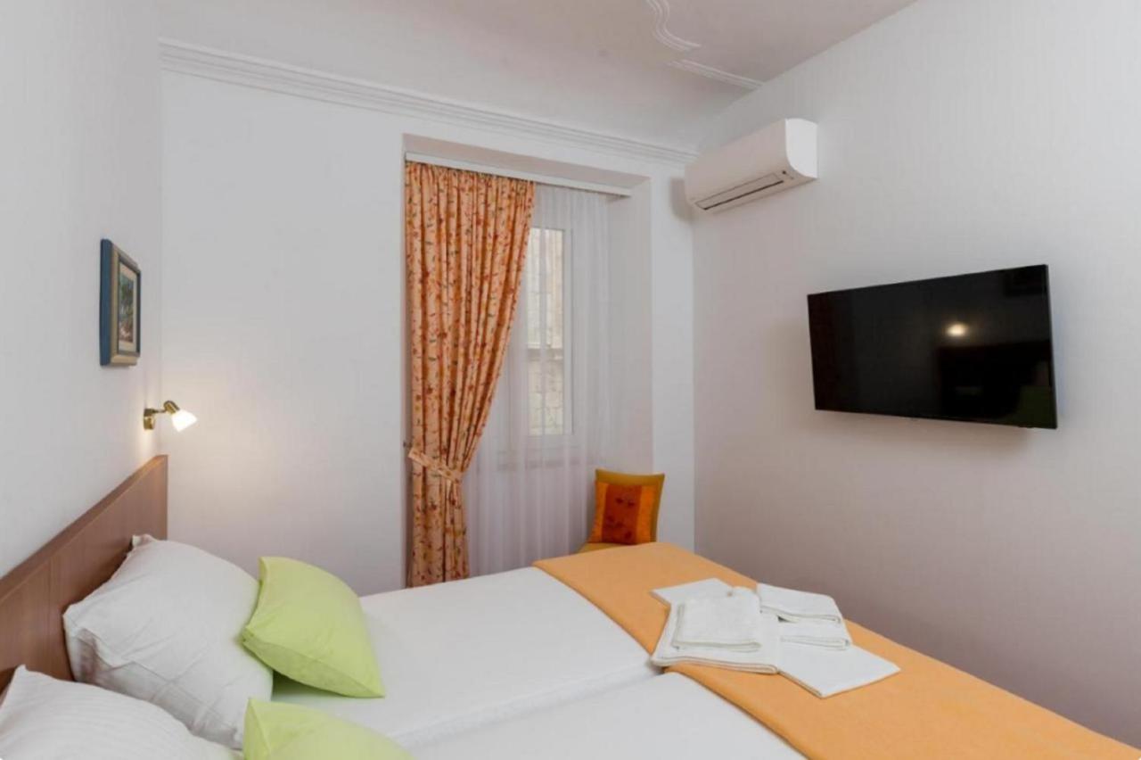 Anima Mea Old Town Apartments Dubrovnik Bagian luar foto